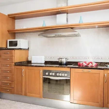 Puerto Del Carmen Sleeps 8 Pool Air Con Wifi Вілла Пуерто-дель-Кармен