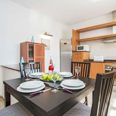 Puerto Del Carmen Sleeps 8 Pool Air Con Wifi
